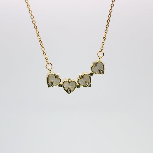 Klavertje vier ketting / hartjes ketting goud (parel) Sfeerbeeld