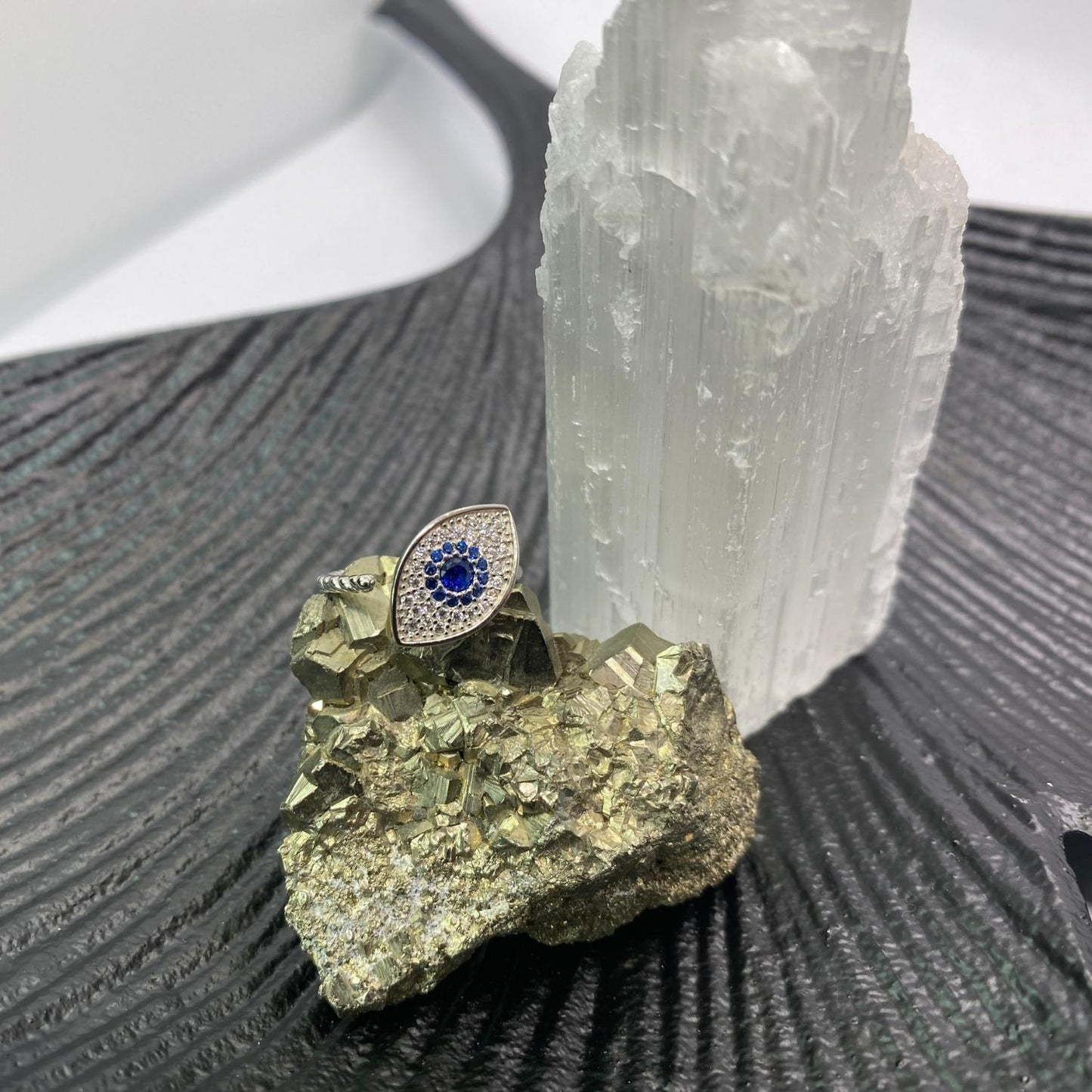 Anxiety ring (eye) silver 925